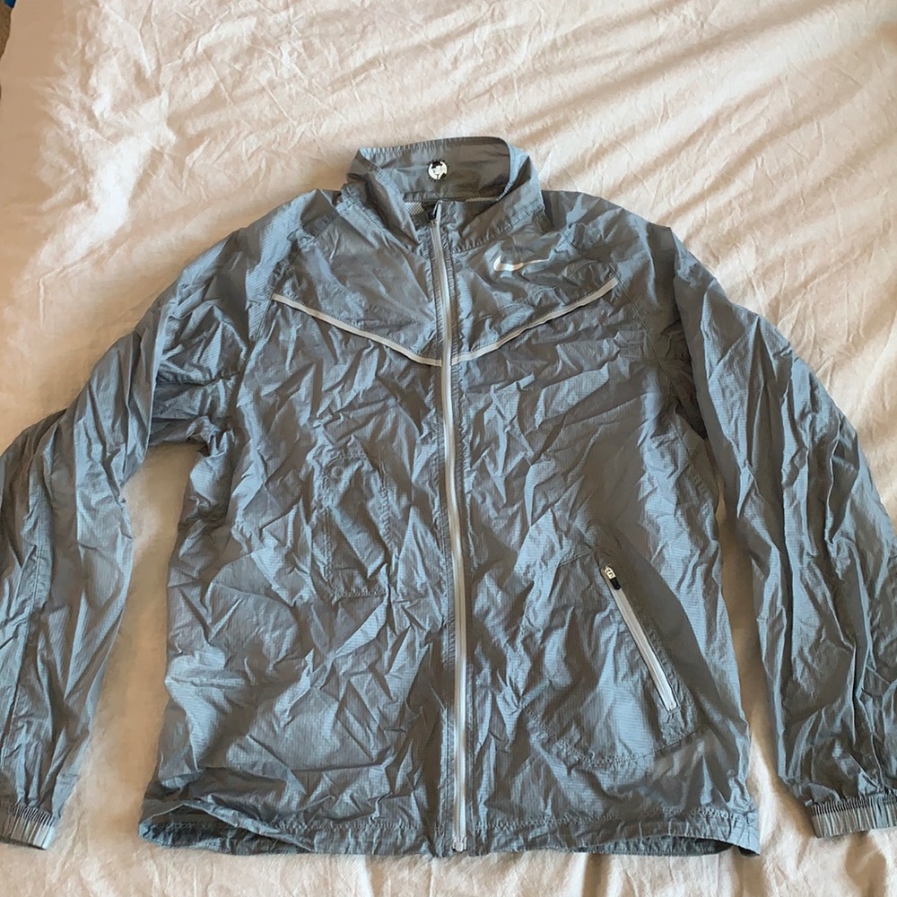 Nike ultra light windbreaker